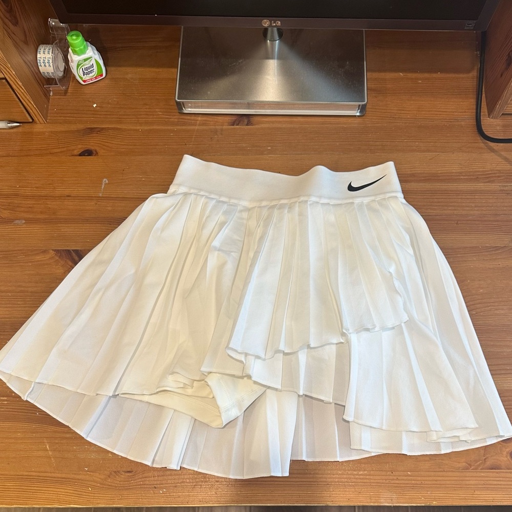 NikeCourt Women’s Dri-Fit Pleated Tennis Skirt